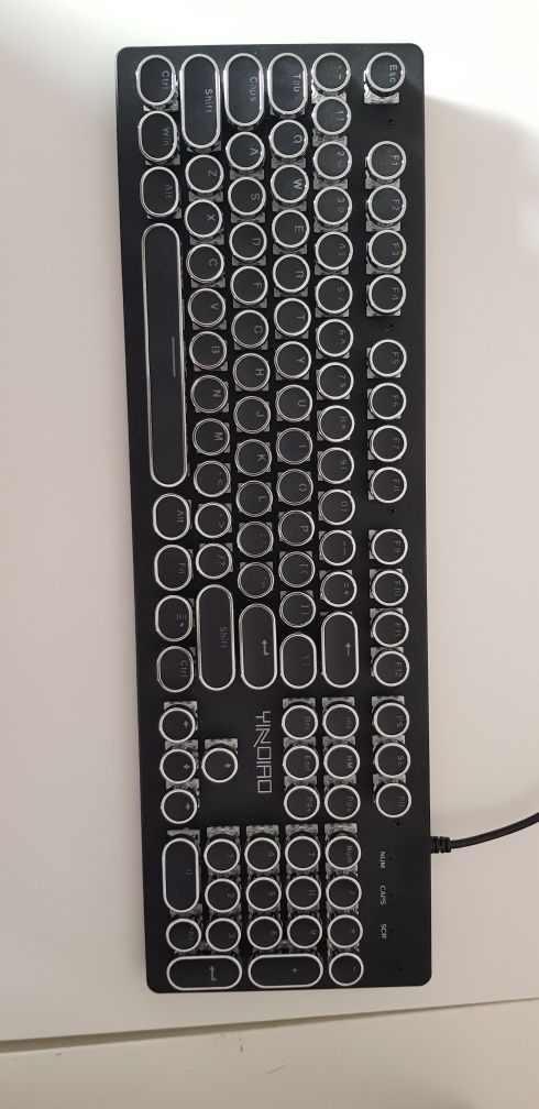 Teclado mecânico novo RGB