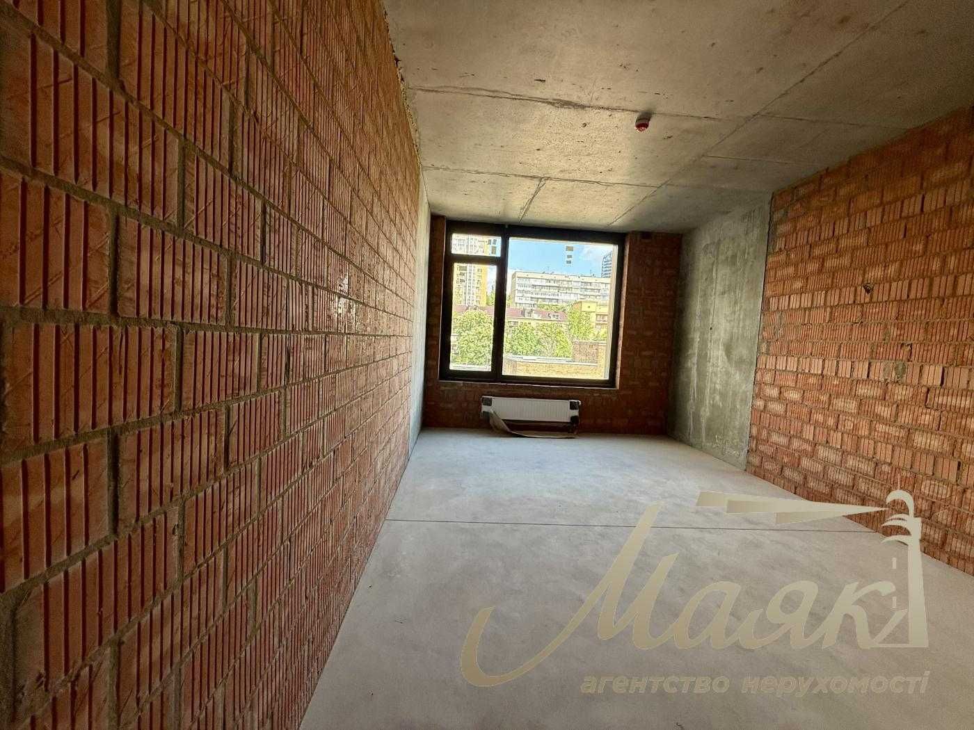 Продаж квартири без ремонту Tetris Hall, басейн на даху, Центр Києва
