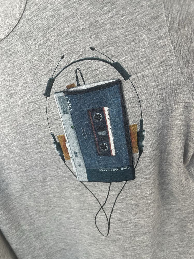 T-shirt Pull & Bear Music Theme
