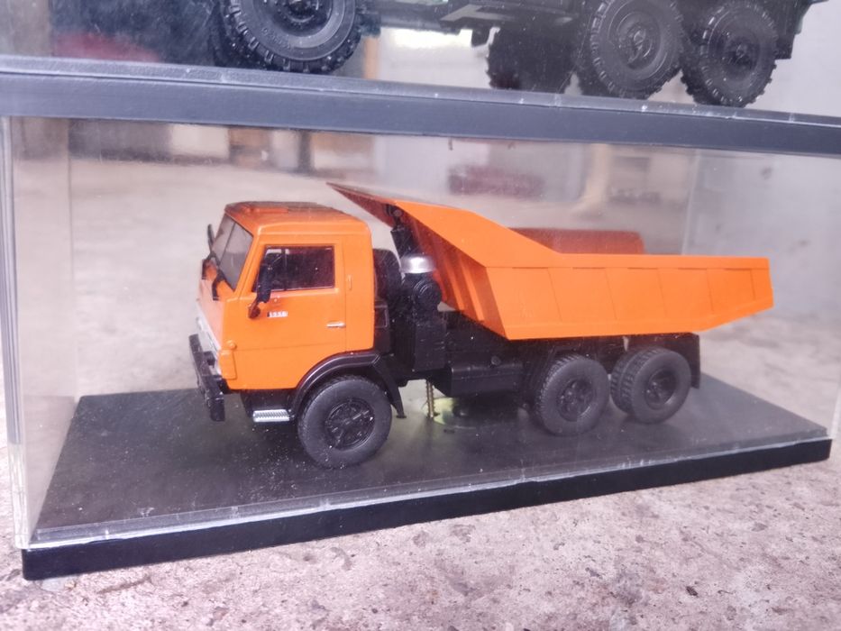 Продам модель автомобиля "Мини классик".