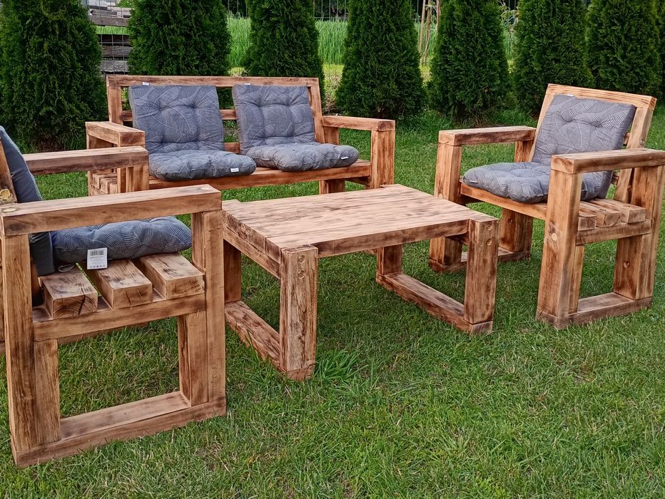Drewniane meble ogrodowe/tarasowe