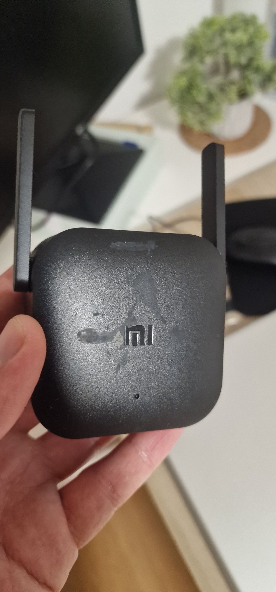 Mi Wi-Fi Range Extender Pro