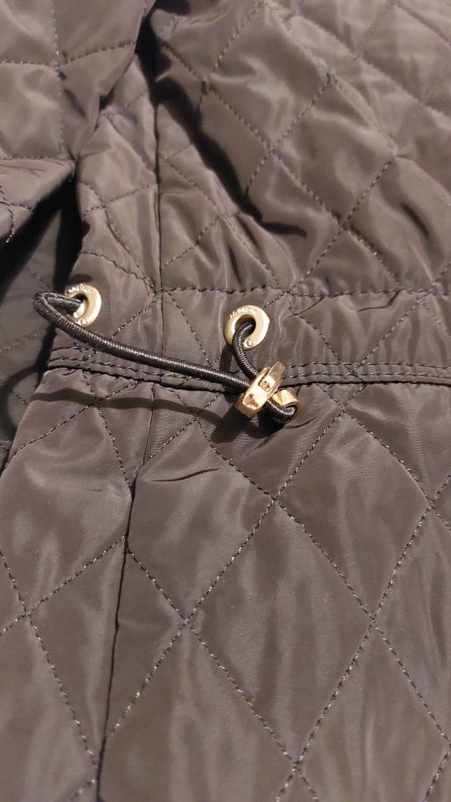 Blusão curto acolchoado Massimo Dutti preto