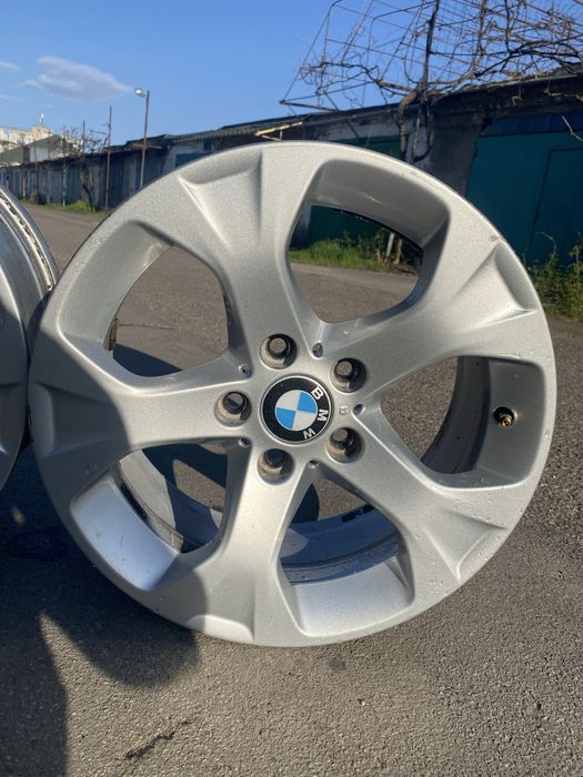 Продам диски 5.120R17