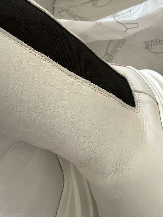 Шкіряні  ботинки