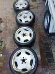 Mercedes R129 SL Felgi 18&#039;&#039; komplet 4 sztuki Monoblock AMG 8j/18 h2 oryginał uszkodzone