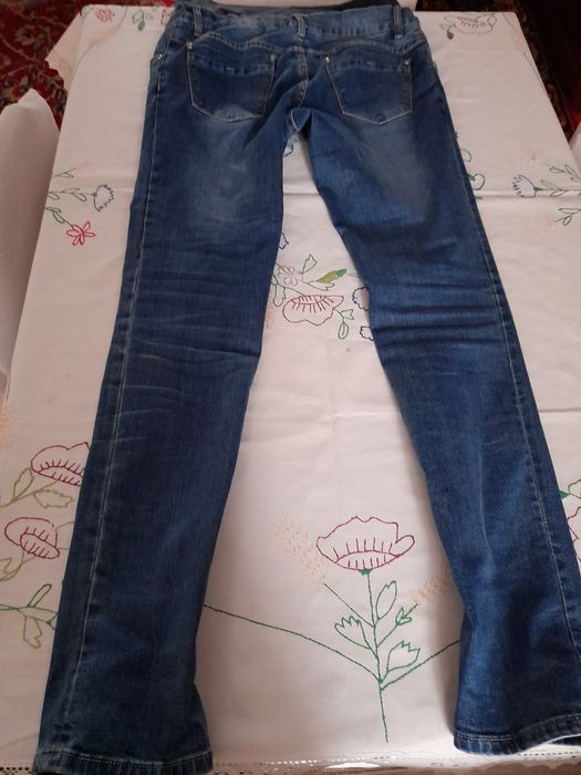 Sprzedam  spodnie dla kobiet  w ciąży.