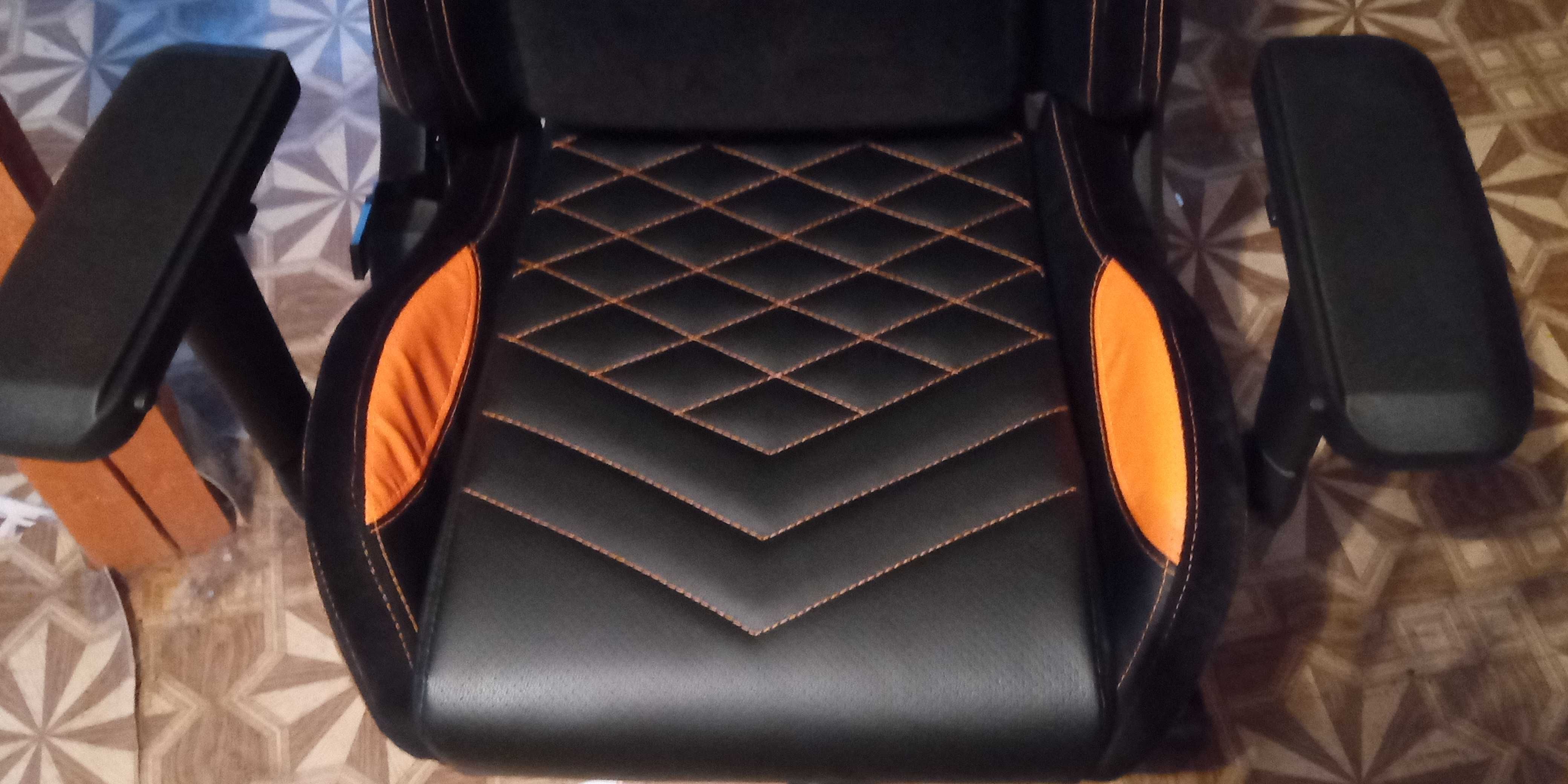 Fotel gamingowy Unique Dynamiq V3
