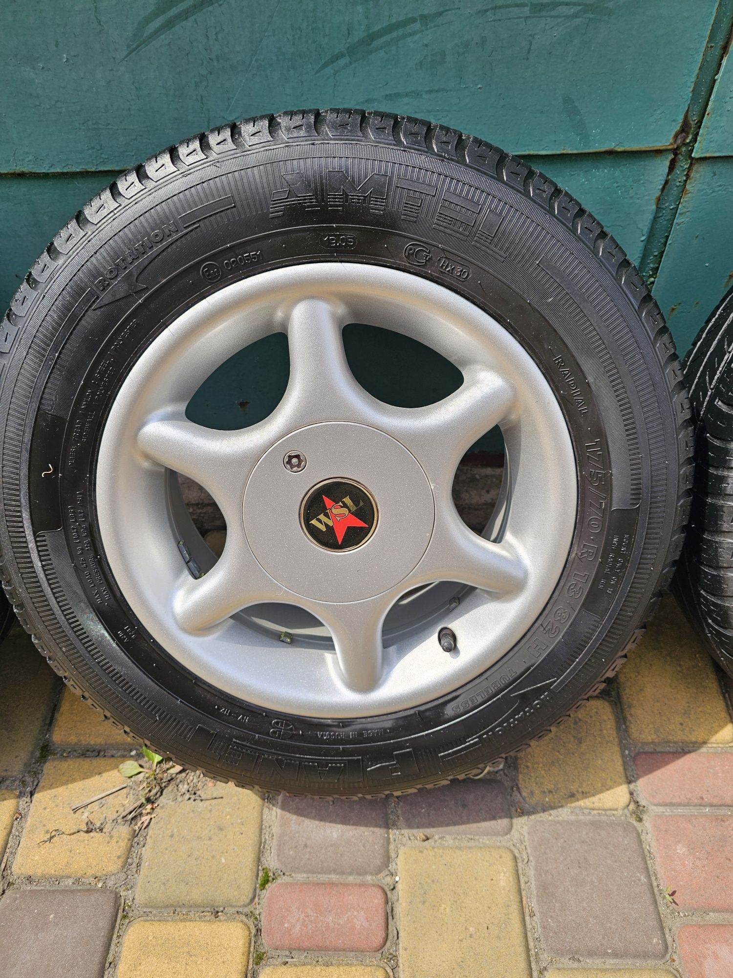 Диски легкосплавні з гумою r13