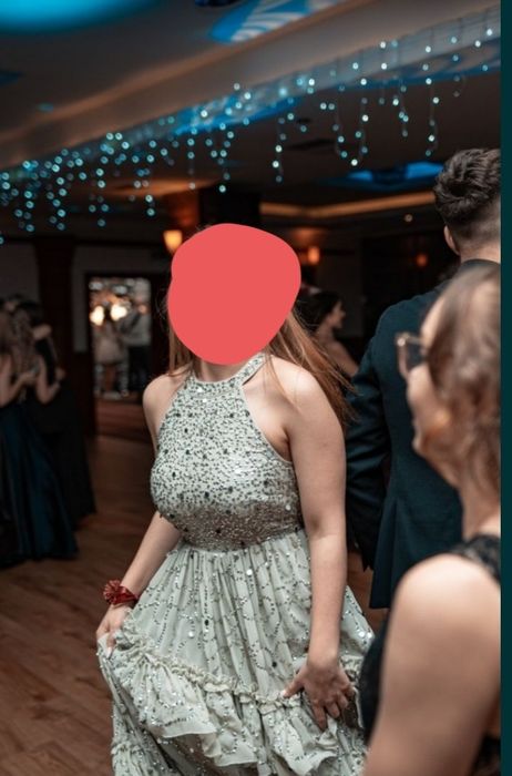 Sukienka piękna na różne okazje