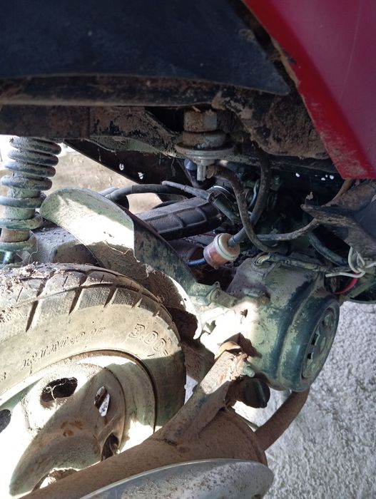 Продам скутер YIBEN