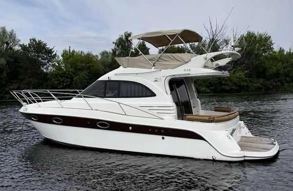 Прокат оренда катера яхти ресторан Заферано Золоче