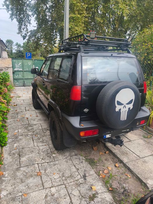 Terrano2 curto em muito bom estado