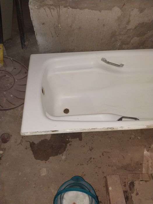 Чугунная ваная біла