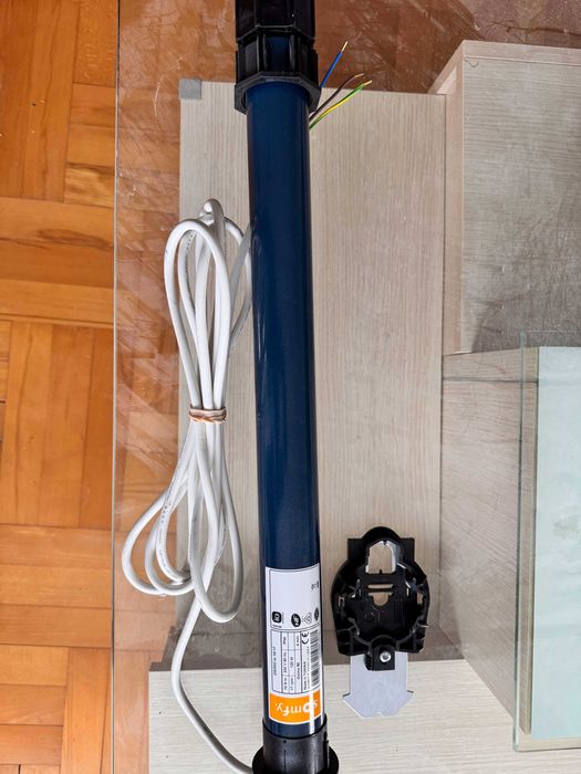 Silnik do rolet somfy io