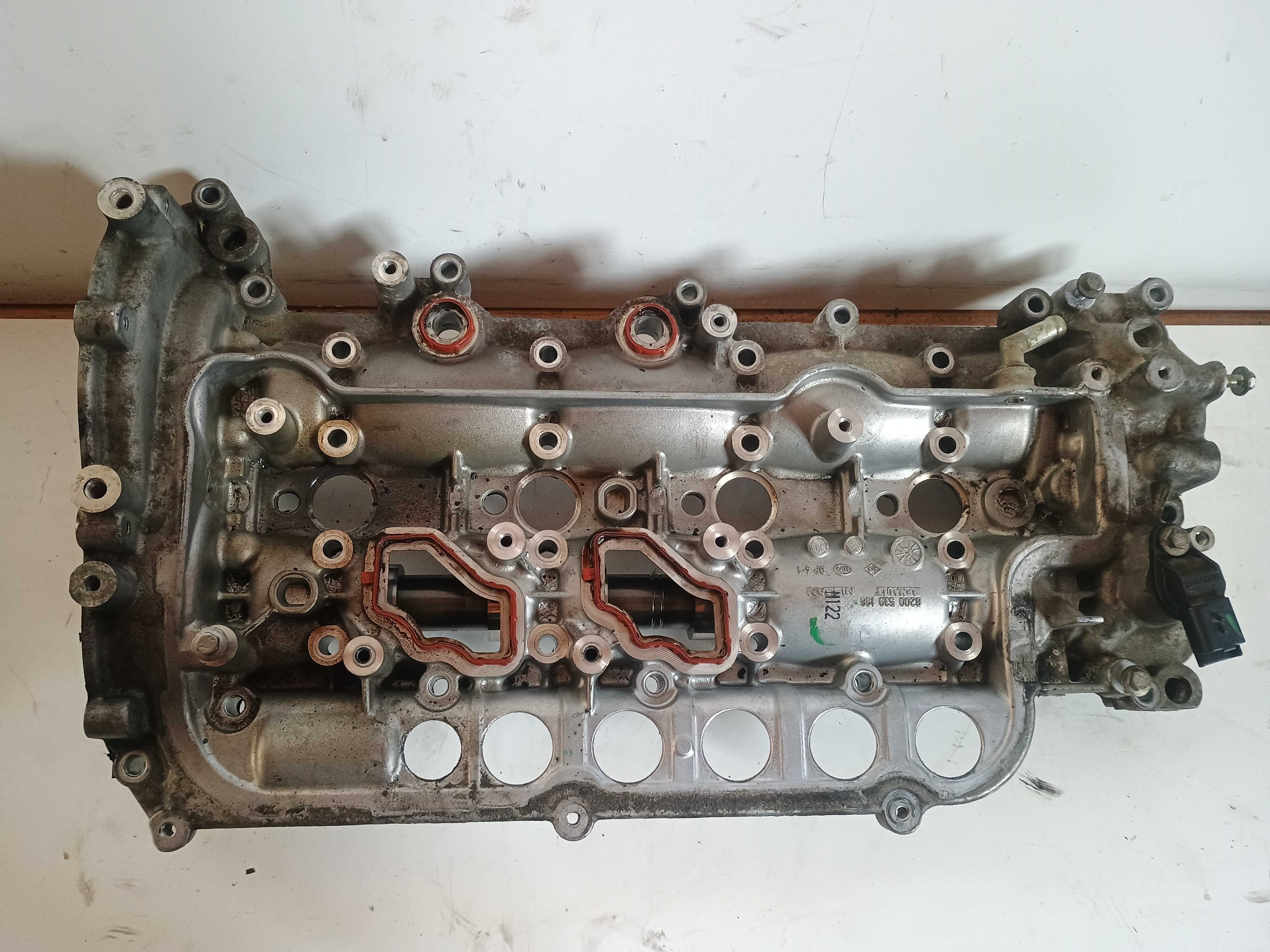 Pokrywa zaworów wałki Renault Laguna III 2,0 dci kompletna sprawna
