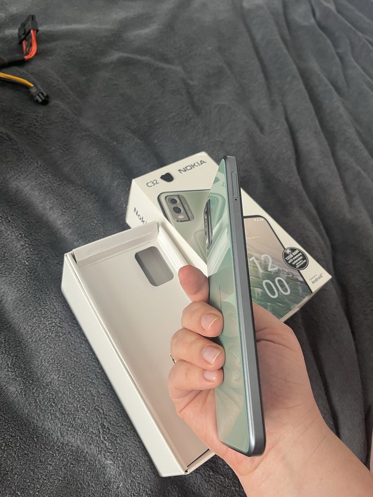 Nokia C32 6/128GB