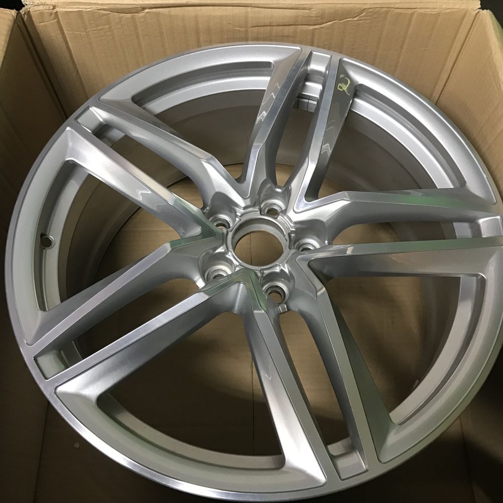 Alufelga R8 GT  5 x112 8,5 J X 19 ET 42