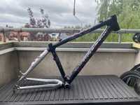 Rama carbonowa THOMPSON mtb frameset