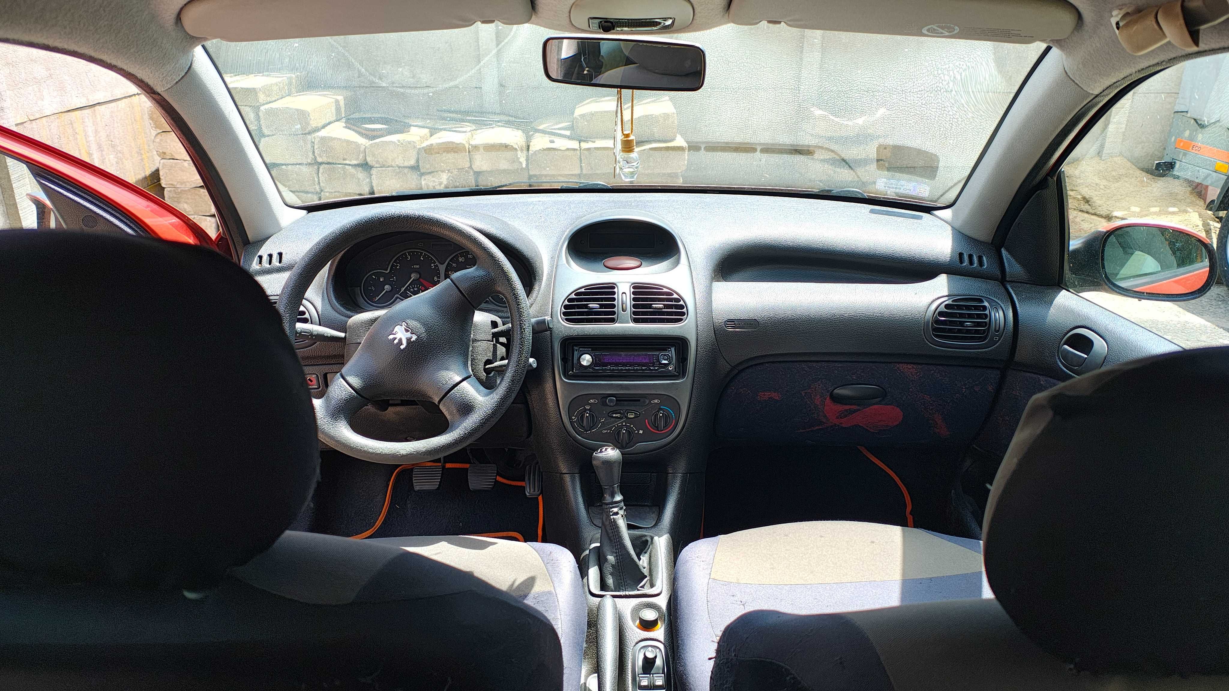 Peugeot 206 1.4 benzyna