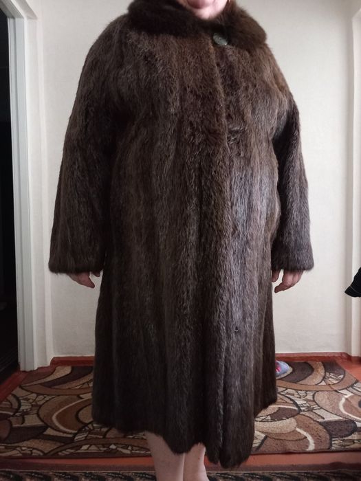 Шуба натуральна. Нутрія