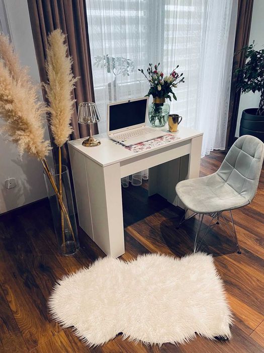 Dywanik futerko białe