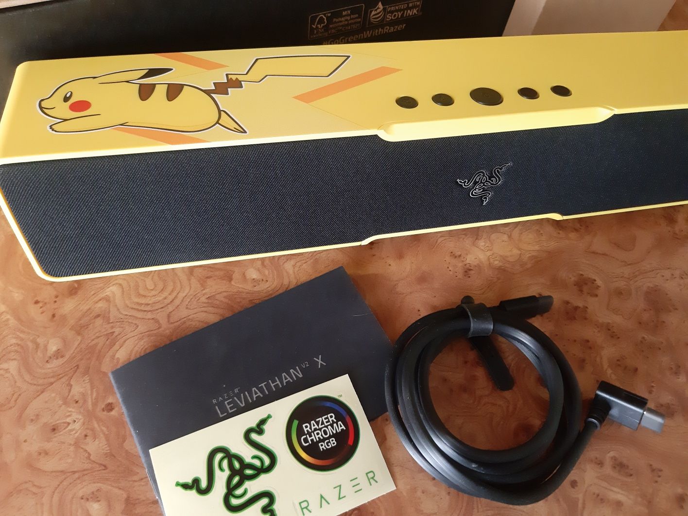 Игровой саундбар Razer Leviathan V2 X Pokemon Pikachu limited edition