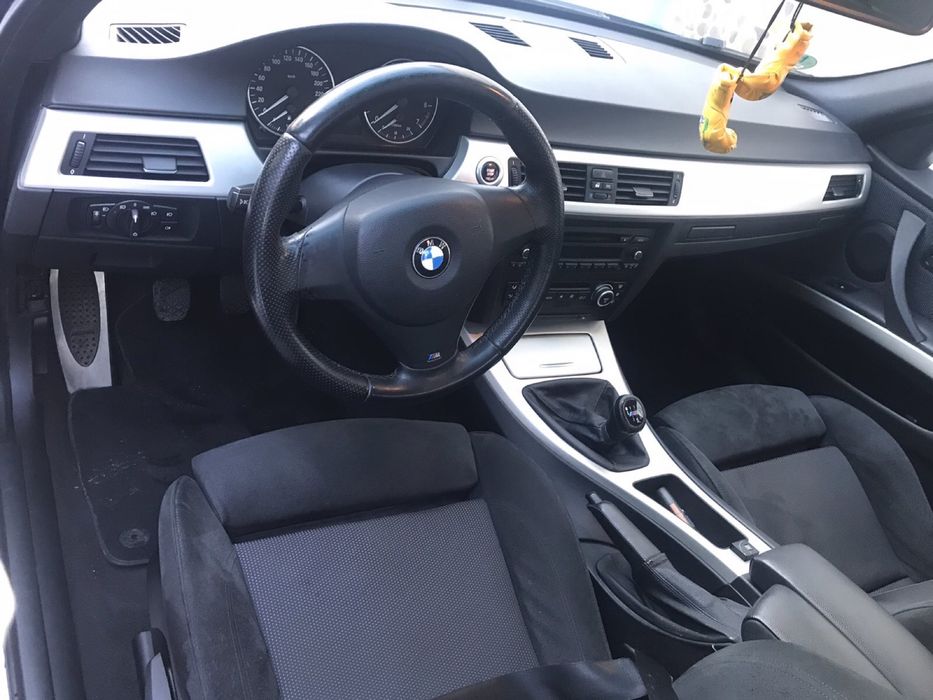 BMW-320i. M-paket