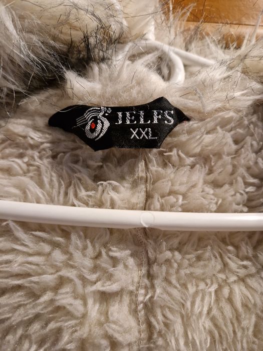 Futro kremowy płaszcz kurtka ze skóry owczej XXL