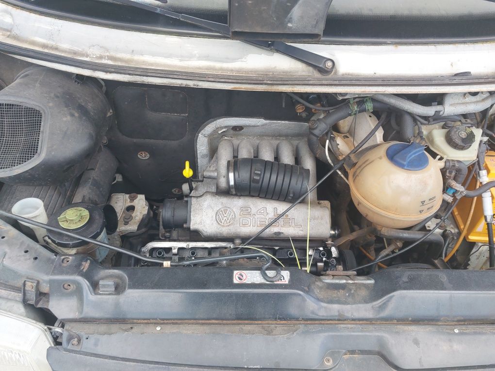 Vw Transporter t4  2,4 d REZERWACJA