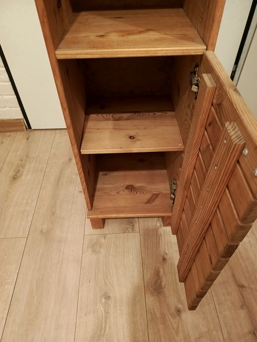 Szafka słupek łazienkowa drewniana