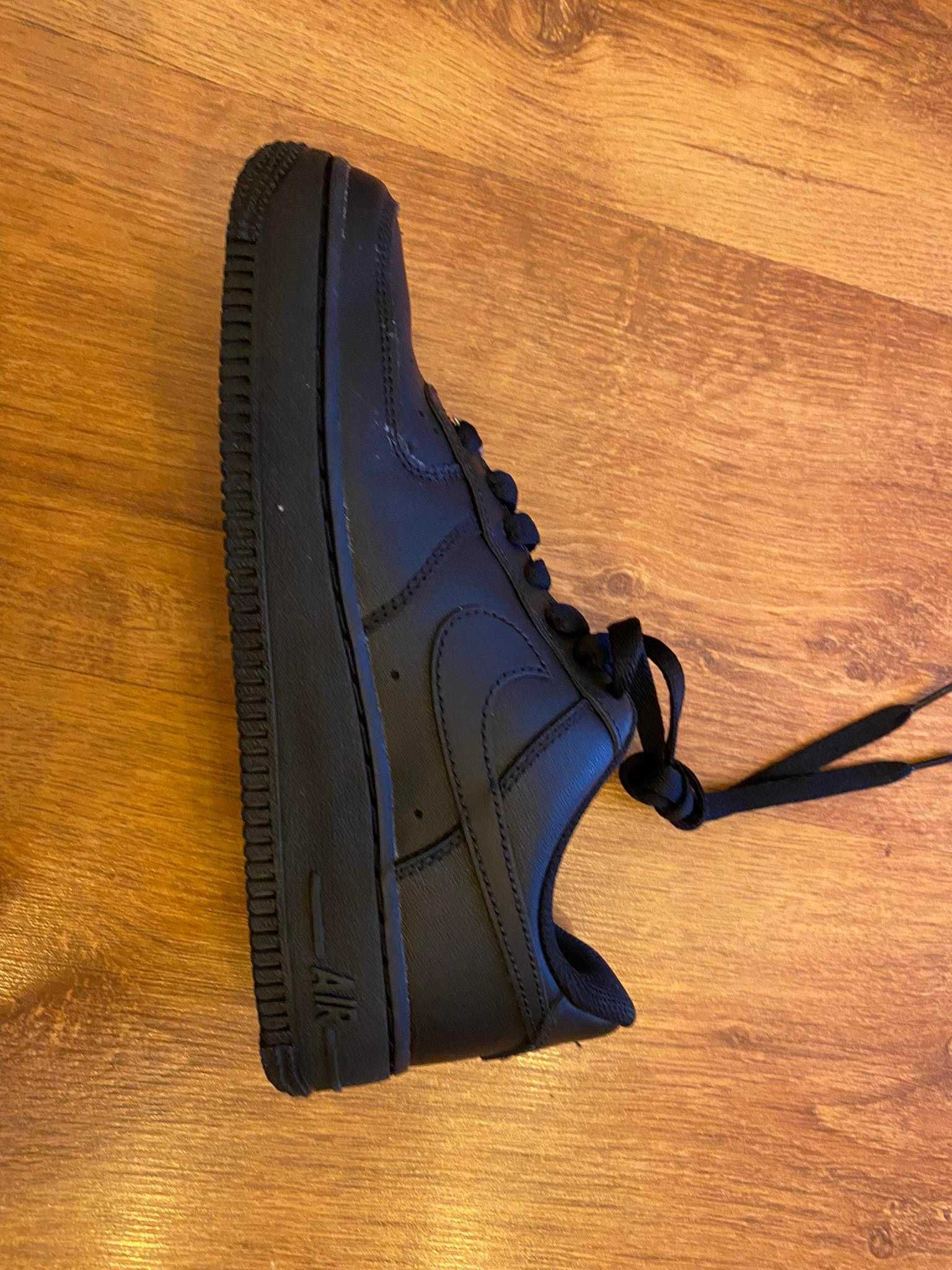 Czarne Air Force 1 '07 damskie