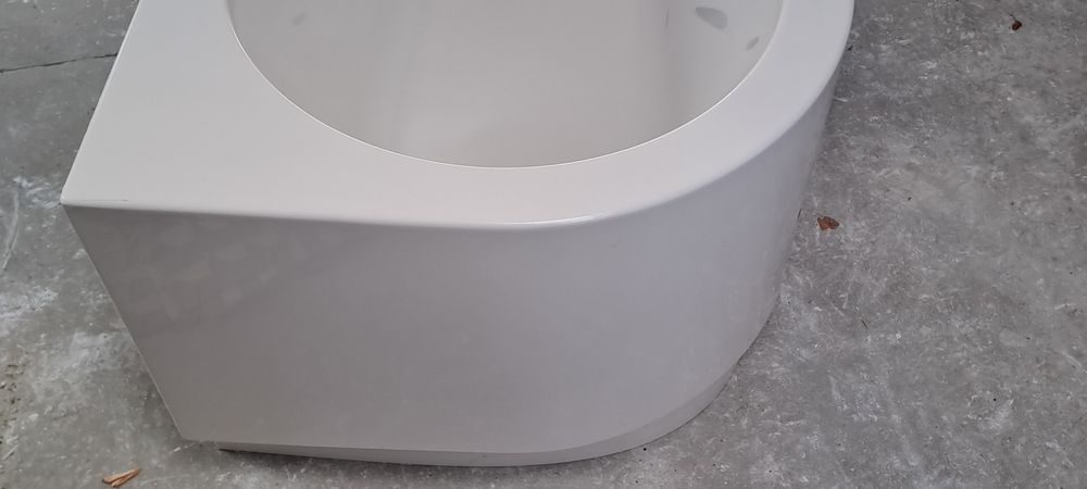 Wanna design 180x80 monolityczna obudowa