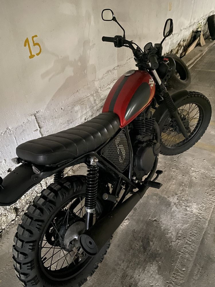 Moto Suzuki gn 250cc