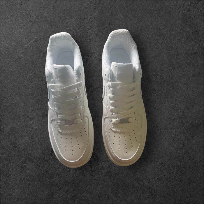 Air forces Triple white