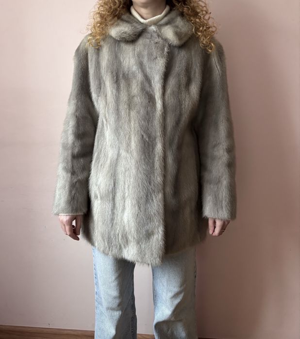 Продам блакитну норкову шубу (розмір S)