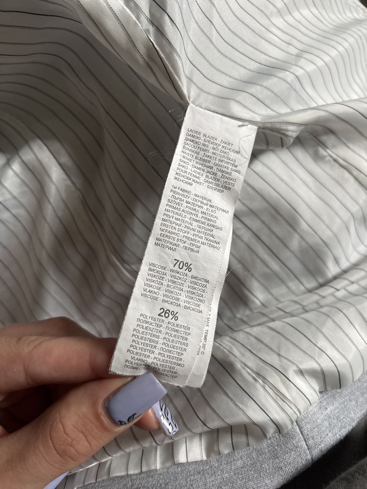 Marynarka szara dopasowana jak nowa Rederved
