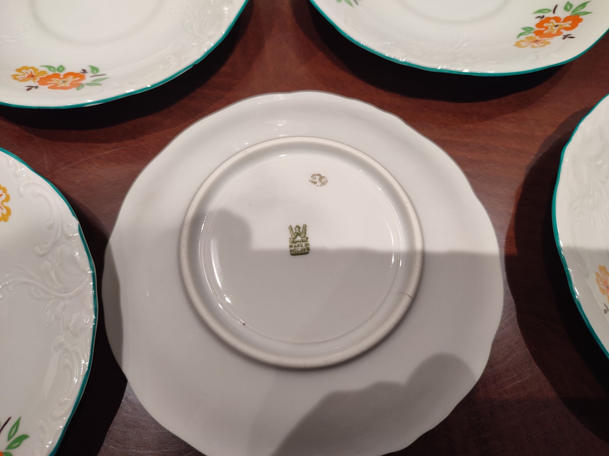 Śliczny stary zestaw sześciu spodków porcelana Wawel Krzysztof Wałbrzy