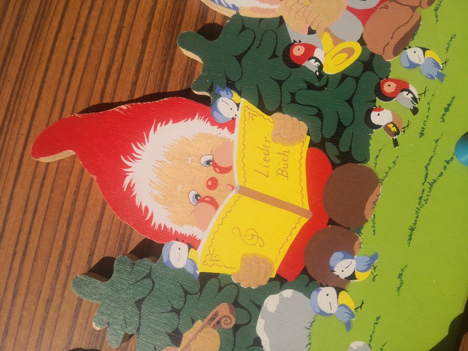 Wieszak dziecięcy KRASNALE