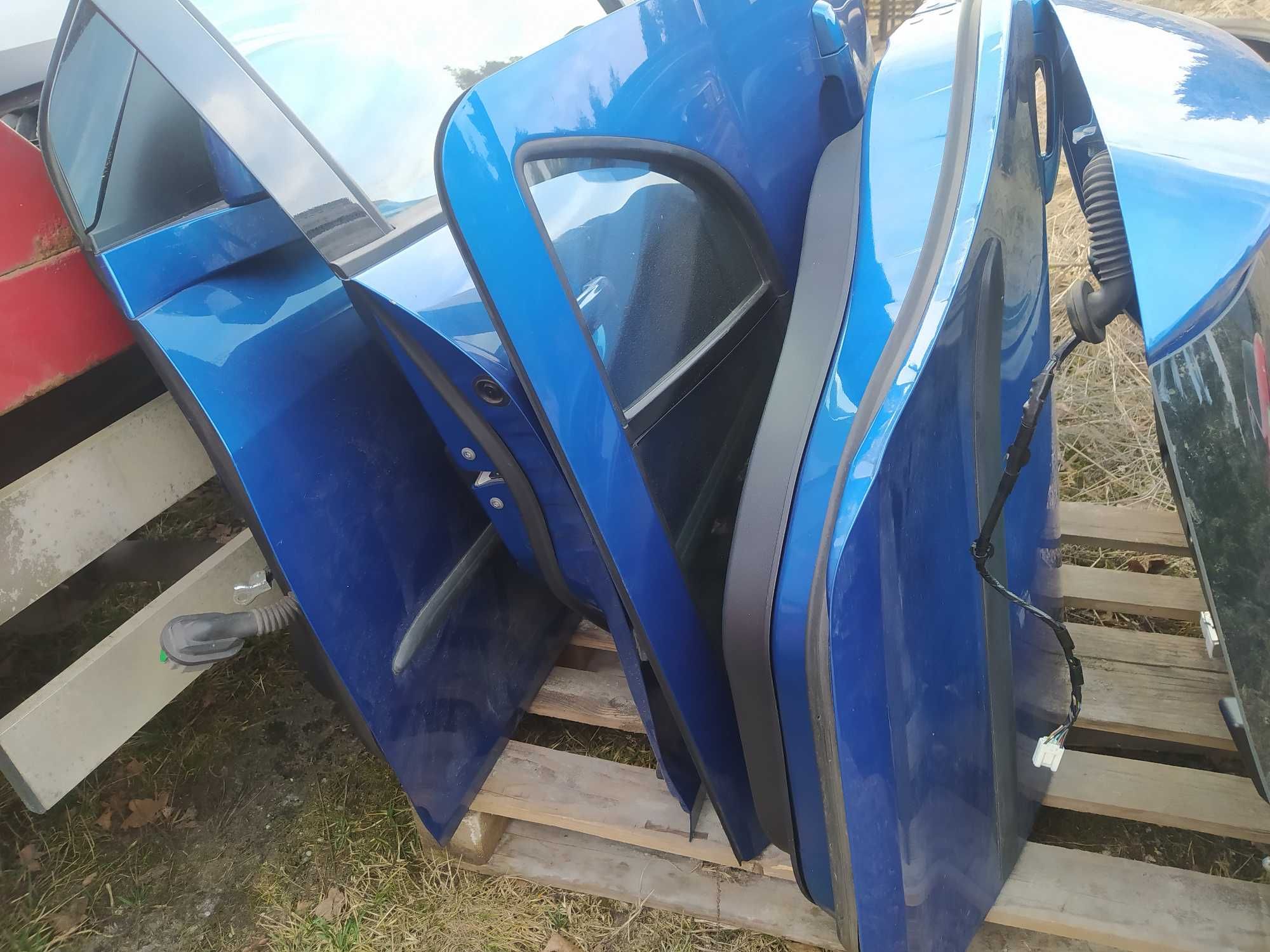 suzuki swift mk7 błotnik drzwi lusterko zamek zderzak klapa lampa tył