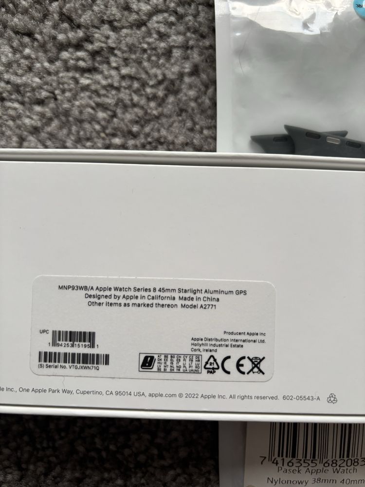 Apple Watch 8 series 45 mm Starlight Aluminium