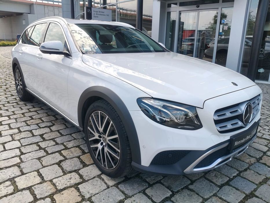 Mercedes-Benz Klasa E Burmester, Distronic, Szyberdach, Kamera 360, Airmatic