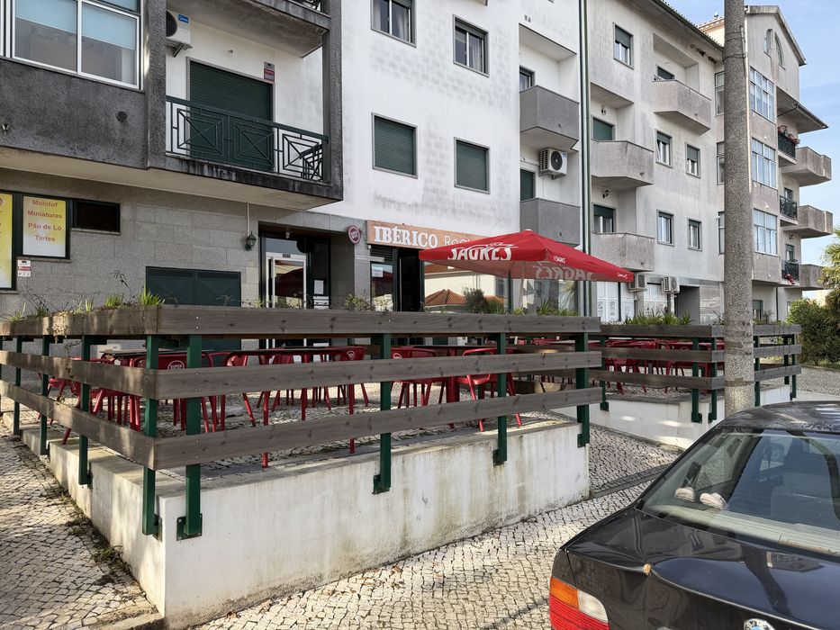 Bar restaurante em rio de loba viseu