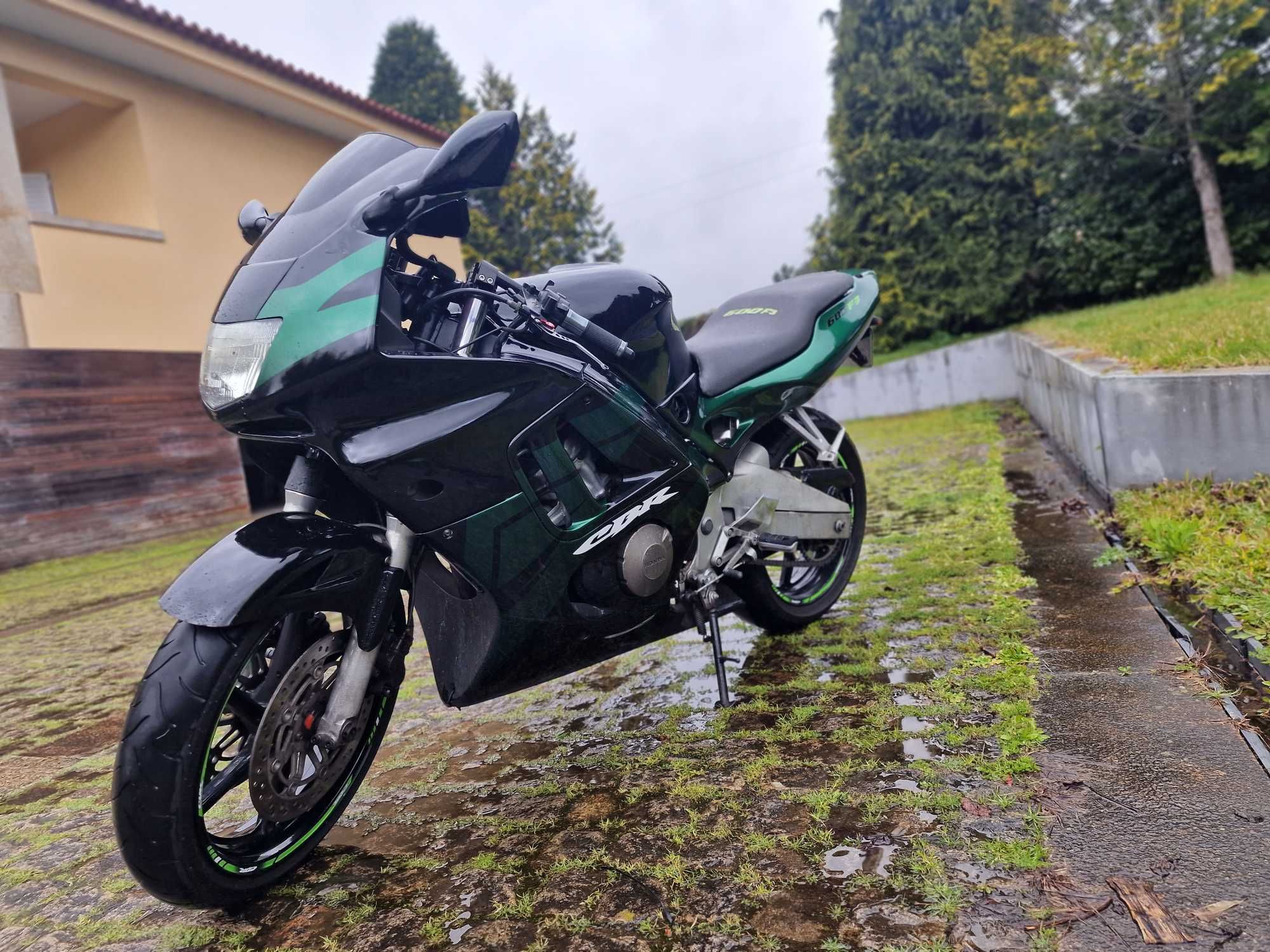 Honda cbr 600 f3