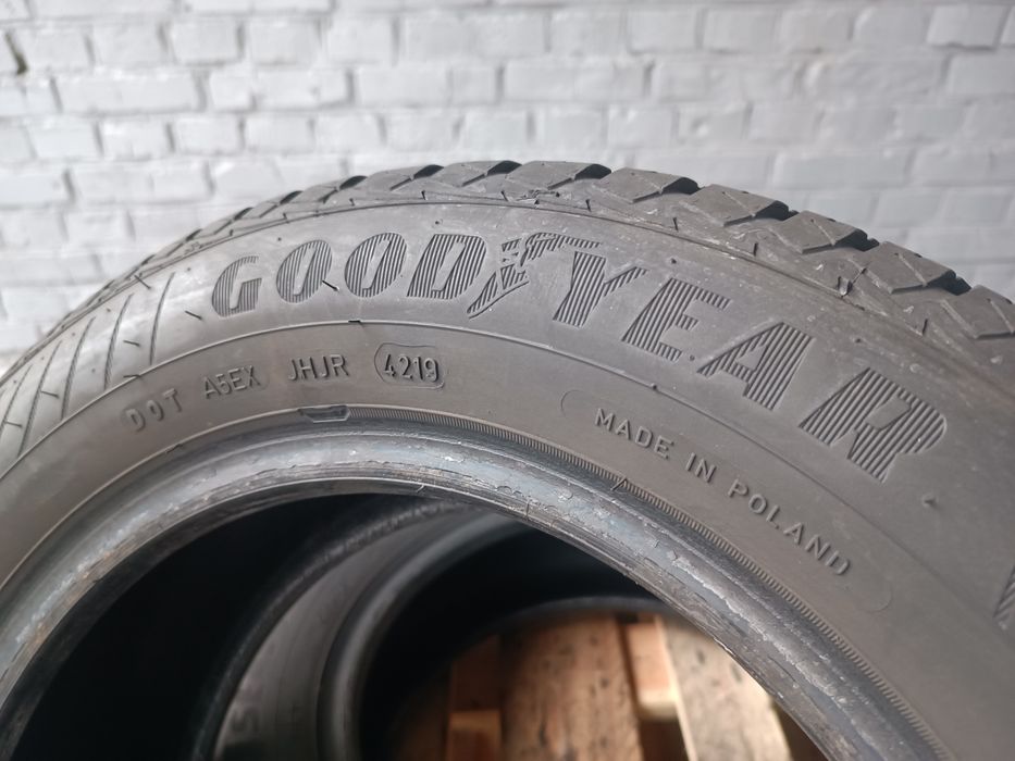 Всесезонні шини GOODYEAR 175/65 R14 резина Р14