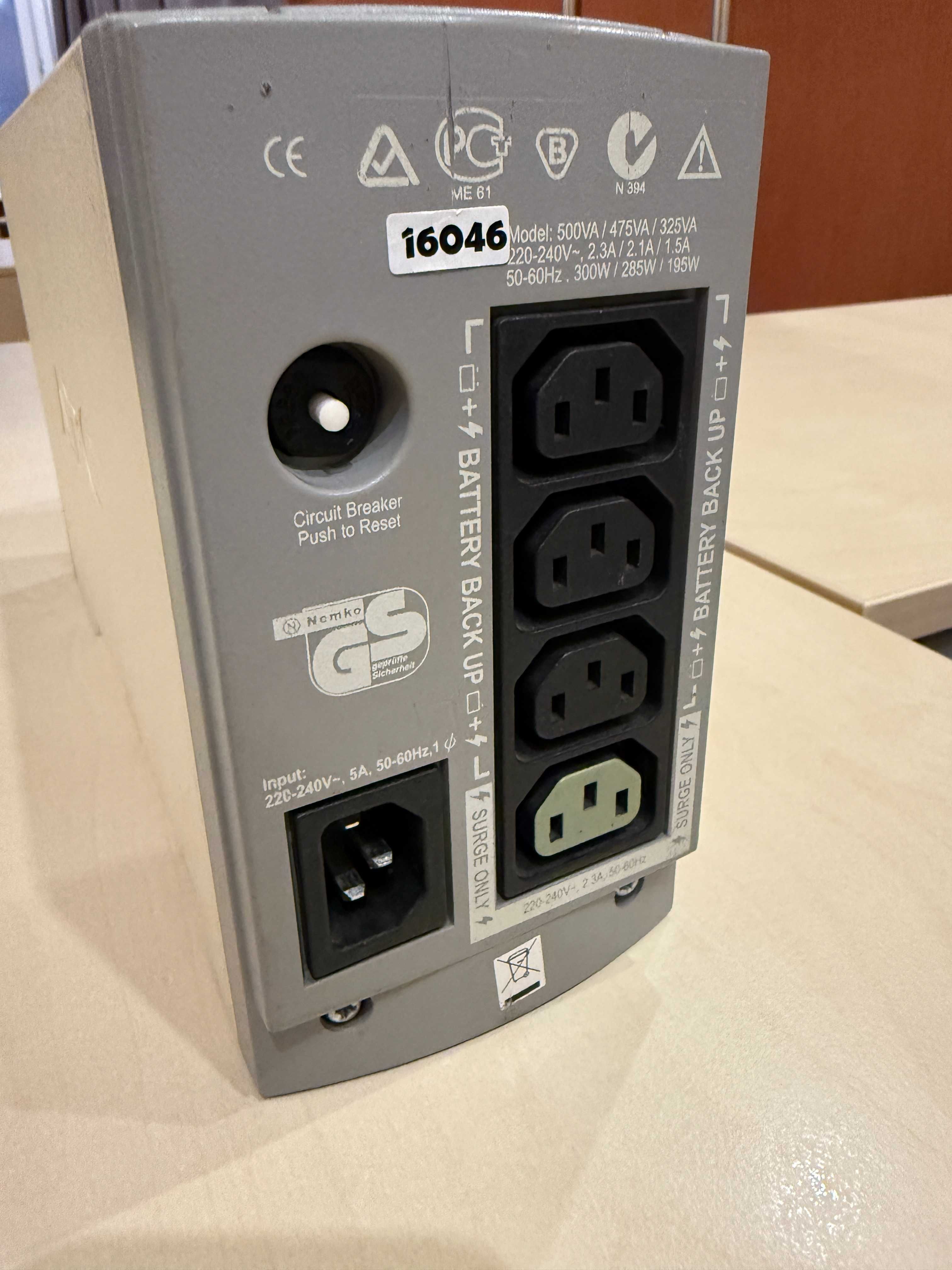 ДБЖ APC Back-UPS C S 500