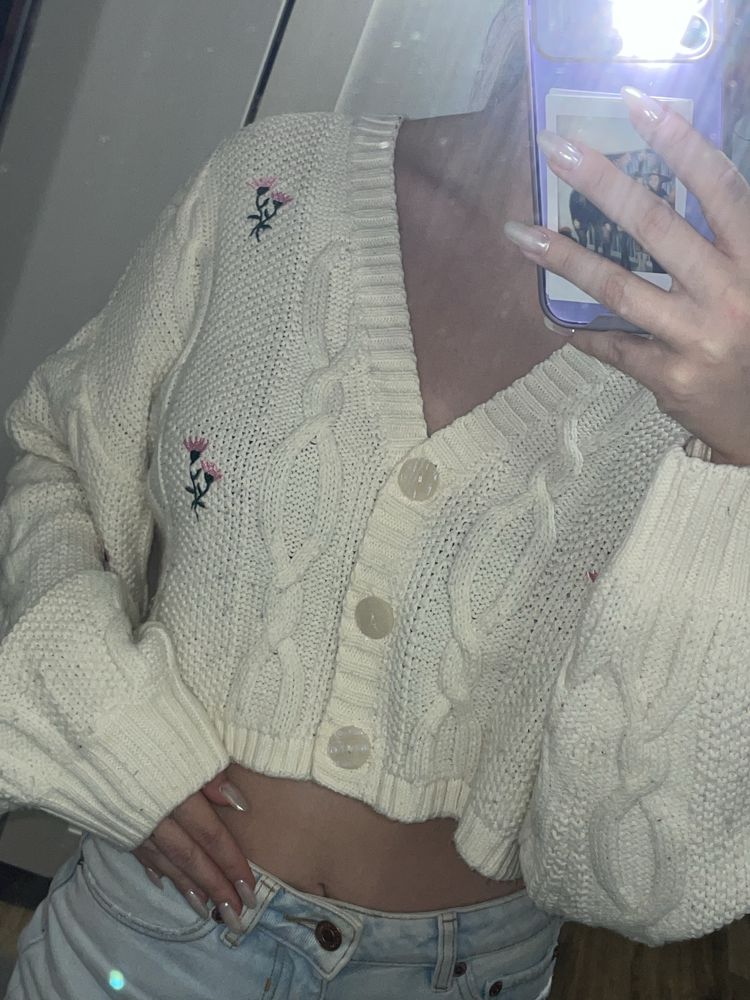 Sweter, kardigan z guzikami