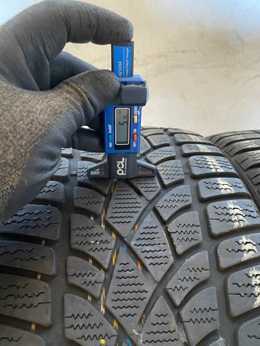 Sprzedam opony Dunlop SP Winter Sport 3D – 235/35 R19 91W – zimowe