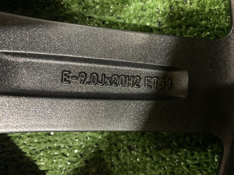 Audi Q7 Audi A8 R20 5x112 Оригінальні диски з резиною