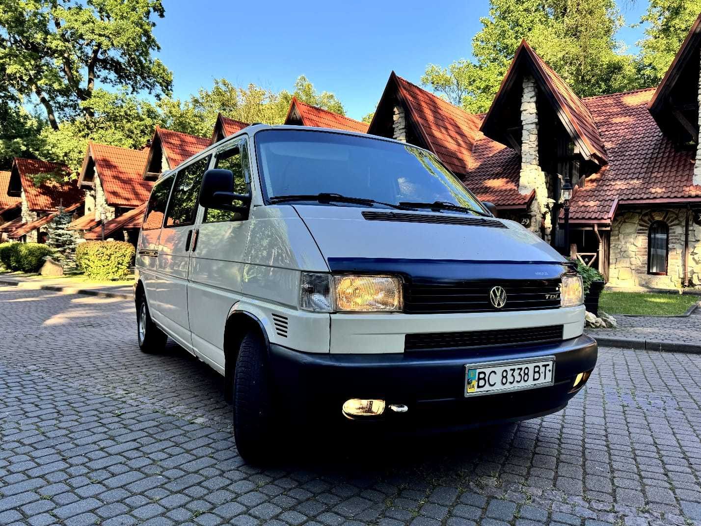 Фольцваген Транспортер Т4 2,5 tdi 75 kwt 102 p.s довга база пасажир!